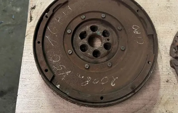 Volvo V50 Dual mass flywheel 