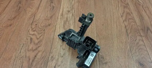 BMW 3 F30 F35 F31 Current control relay 922501504