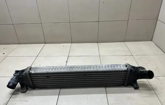 Ford C-MAX I Intercooler radiator 3M5H9L440AE
