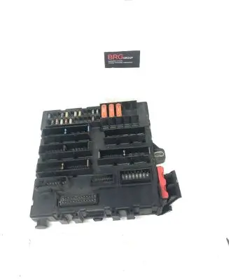 Opel Signum Fuse module 13112914 88DEV2 519049035
