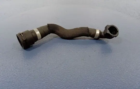 BMW X6 E71 Engine coolant pipe/hose 7591231
