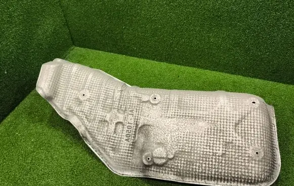 Renault Espace V (RFC) Exhaust heat shield 205403113R