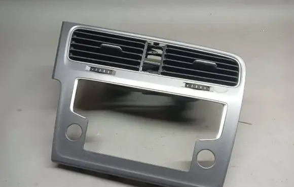 Volkswagen Golf VII Radio/GPS head unit trim 5G1819743