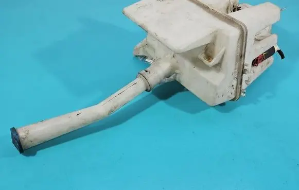Toyota Corolla Verso E121 Windshield washer fluid reservoir/tank IMPRK1533910