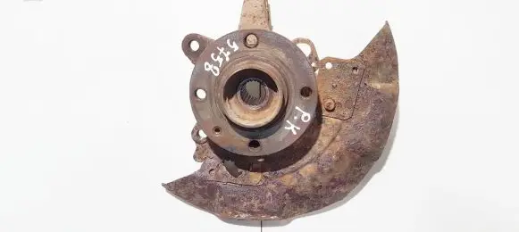Volkswagen PASSAT B3 Front wheel hub