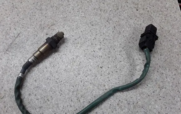Mercedes-Benz E W212 Lambda probe sensor A0085422918