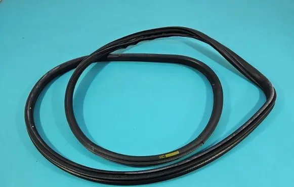 BMW 3 F30 F35 F31 Front door rubber seal 7258312 IMPRK1584368