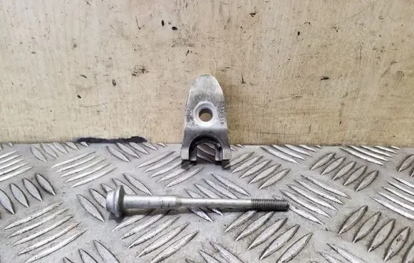 Audi A6 C7 Fuel Injector clamp holder 059216J