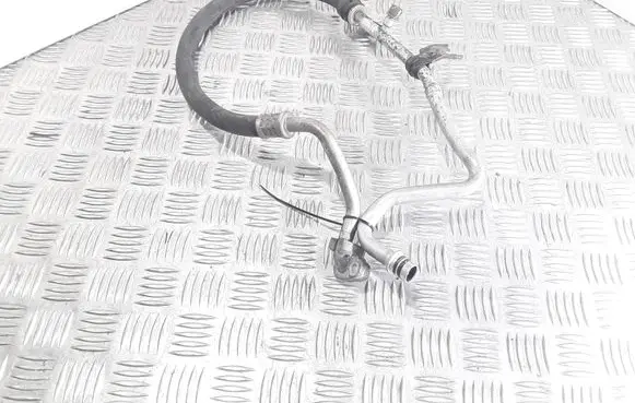 Toyota Avensis T250 Engine coolant pipe/hose