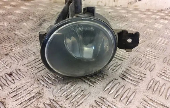BMW 1 E82 E88 Front fog light 89203672