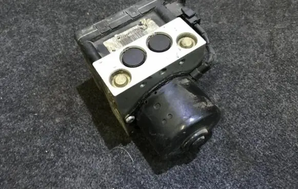 Volkswagen Golf IV ABS Pump 1j0907379p 100949-03313