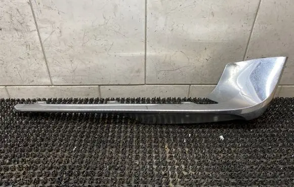 BMW 6 F12 F13 Front bumper splitter molding 7304059 11460915