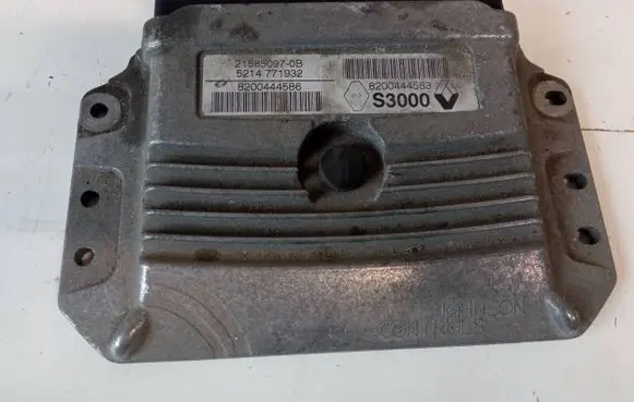 Renault Laguna II Engine control unit/module 8200444583 6897770078