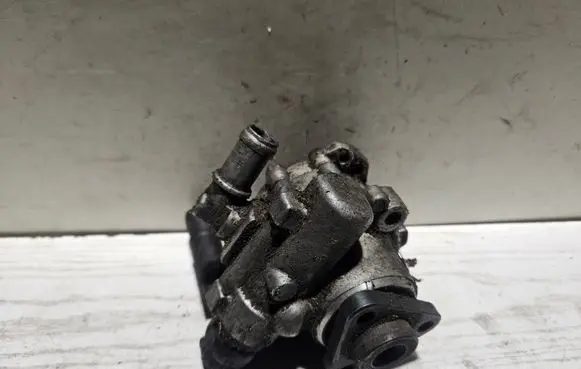 Power steering pump