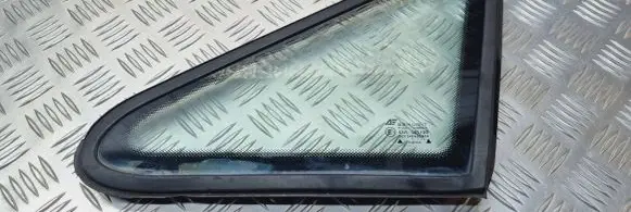 Ford Galaxy Front triangle window/glass 