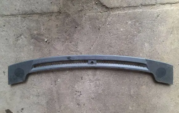 Dashboard air vent grill cover trim