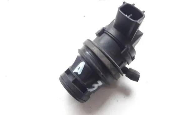 Mazda 3 I Windscreen/windshield washer pump 8603102451