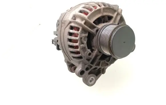 Skoda Fabia Mk1 (6Y) Generator/alternator 028903028E