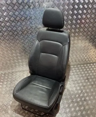 Suzuki SX4 S-Cross Front driver seat PK19412