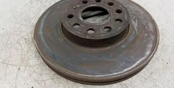 Volkswagen Touran I Front brake disc