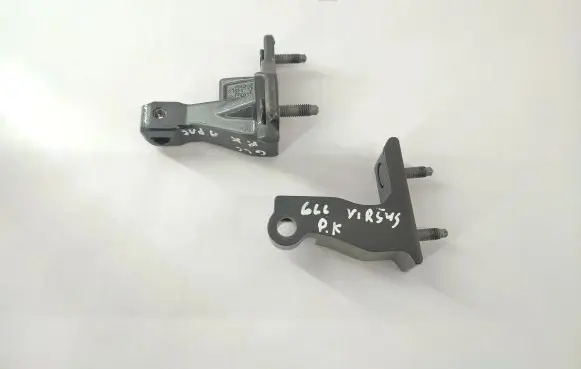 Mercedes-Benz GLC X253 C253 Front door upper hinge X2531810