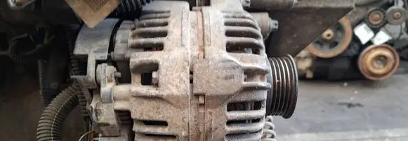Opel Corsa D Generator/alternator 0124325171