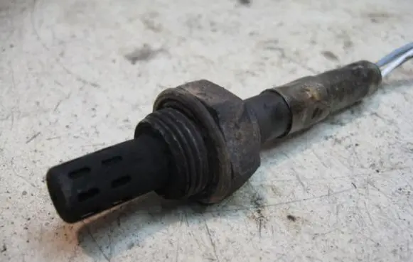 Volkswagen Golf III Lambda probe sensor OZA447E16 14J KBA16693JAPAN