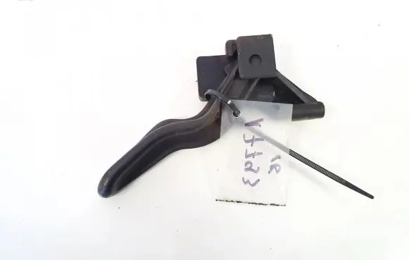 Opel Astra G Engine bonnet (hood) release handle