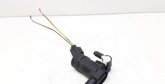 Volvo V50 Windscreen/windshield washer pump 1S7117K624FE