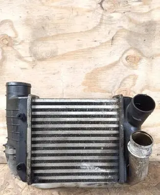 Audi A6 S6 C6 4F Intercooler air channel guide 4F0145806E 21455157