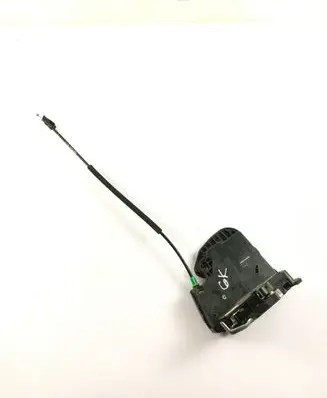 Chevrolet Malibu Rear door lock 13507142