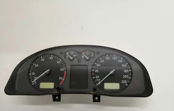 Volkswagen PASSAT B5 Speedometer (instrument cluster) 09051940090