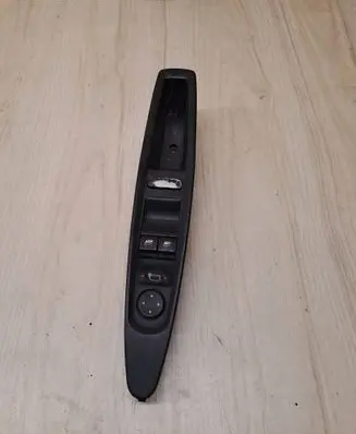 Citroen C4 I Electric window control switch 9651464477