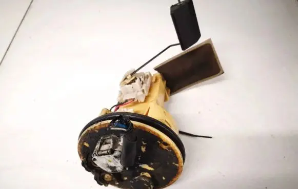 Toyota Corolla Verso AR10 Fuel level sensor 
