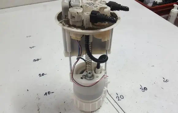 Toyota Aygo AB40 In-tank fuel pump 770200H040