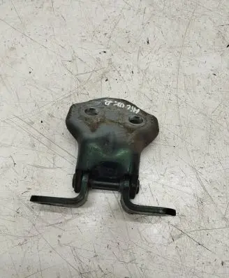 Toyota Hilux (N140, N150, N160, N170) Front door lower hinge 
