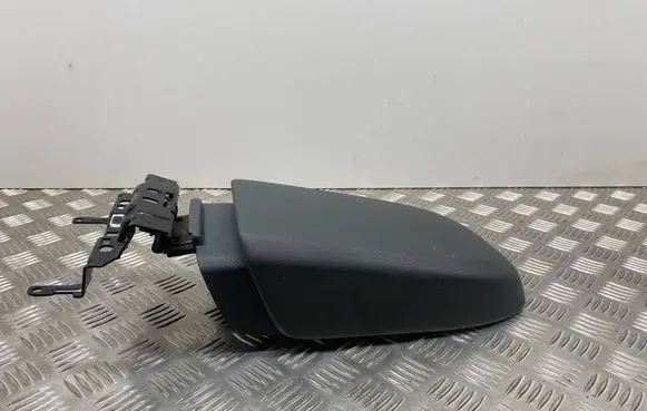 Ford C-MAX II Armrest 