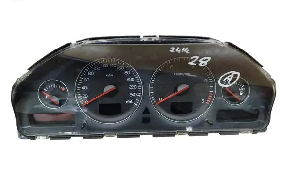Volvo S60 Speedometer (instrument cluster) 30746102