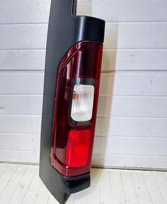 Renault Trafic III (X82) Rear/tail lights 265A64439R