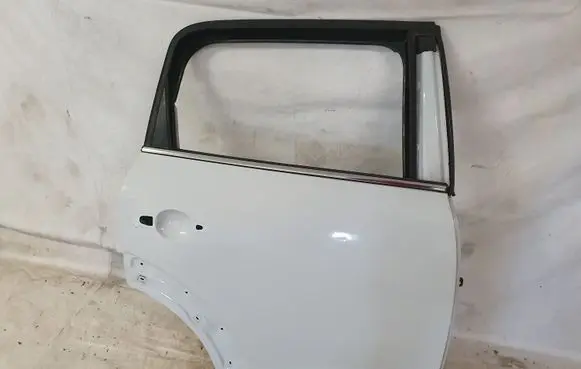 Mini Cooper Countryman R60 Rear door