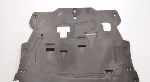 Volvo V60 Engine splash shield/under tray 32226491