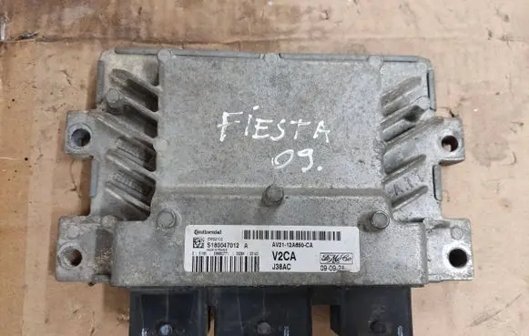 Ford Fiesta Engine control unit/module AV2112A650CA S180047012