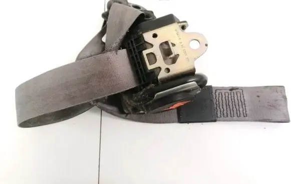 Audi A3 S3 8L Front seatbelt 8L3857705A