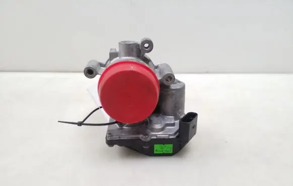 Audi A4 S4 B8 8K Throttle valve 03L128063E