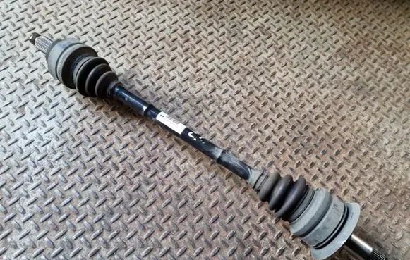 BMW 4 F36 Gran coupe Rear driveshaft 8680347