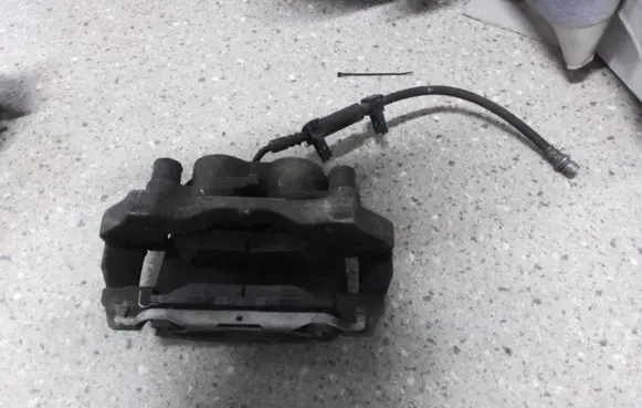 Jeep Grand Cherokee Front brake caliper 4865 68138842AB
