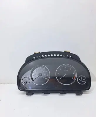 BMW 5 F10 F11 Speedometer (instrument cluster) 9280485 25811511 11050