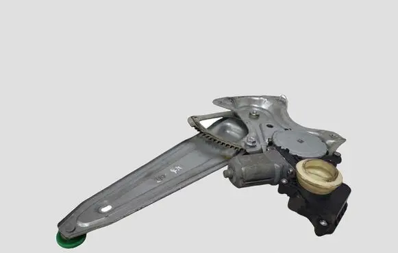 Toyota Avensis T270 Rear door window regulator with motor 8570102010 961920100