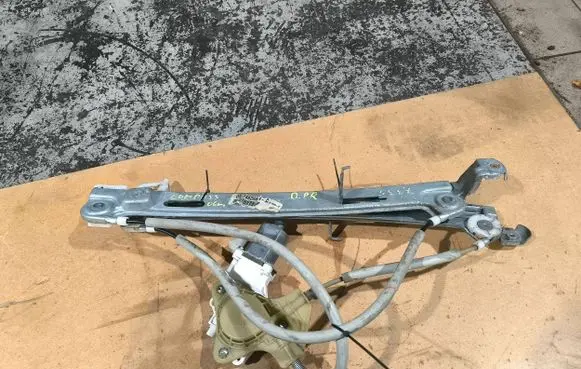 Jeep Compass Front door window regulator motor 05074820A S608121 2020063