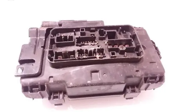 Honda Civic Fuse module S6FG4